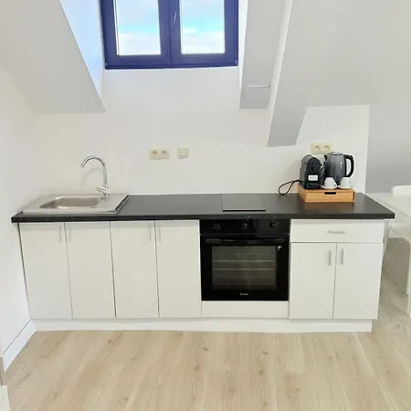 Ferienhaus 3 Bedrooms, 2 Studios, 1 Apartment, Independent